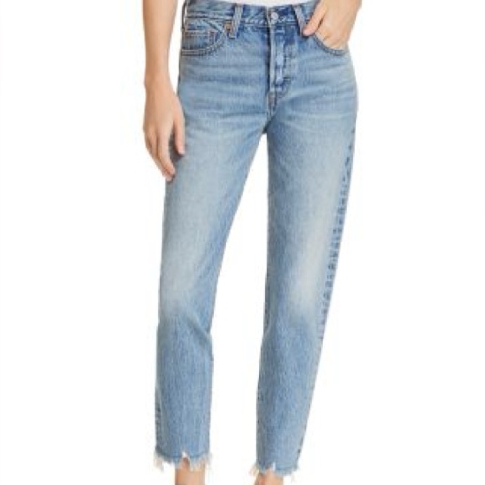 Wedgie Icon High Rise Fray Hem Straight Leg Ankle Jeans in Shut Up